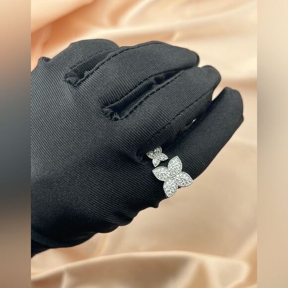 Silver Plated Stainless Stainless Steel Clover Ring - Picture 7 of 7